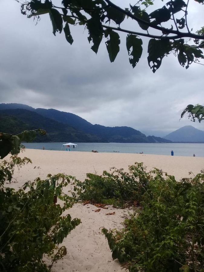 La Casa Rozada Prumirim Bed and breakfast Ubatuba