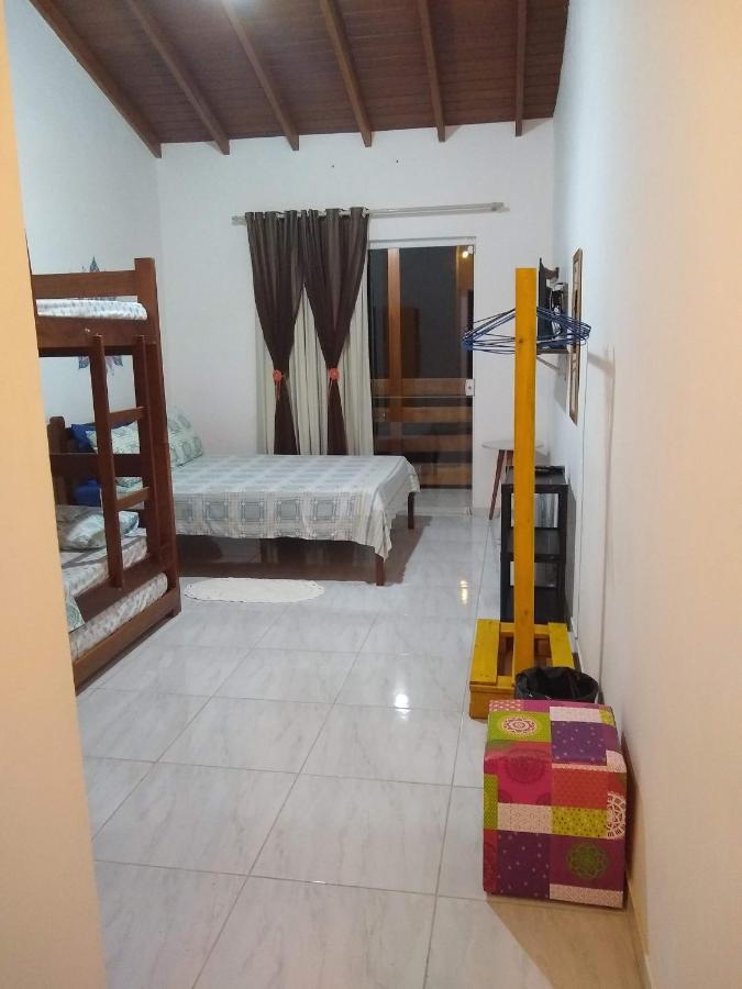 La Casa Rozada Prumirim Bed and breakfast
