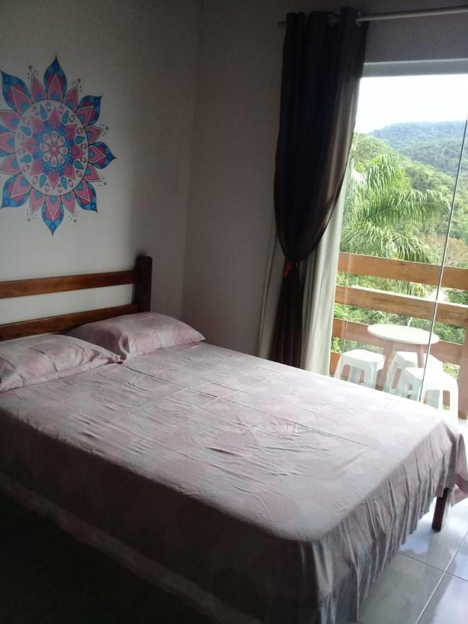La Casa Rozada Prumirim Bed and breakfast *